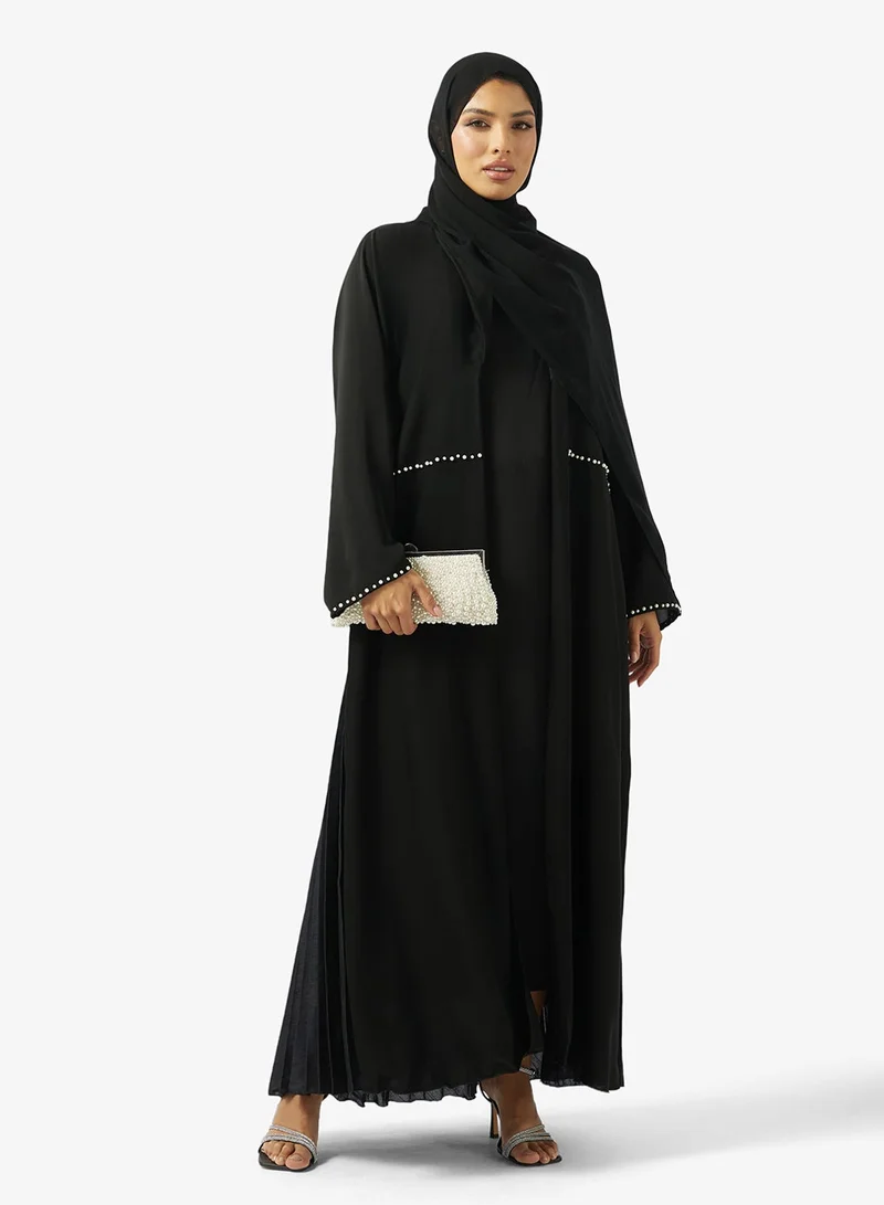 hayas closet Black Pleat Details Abaya With Sheila
